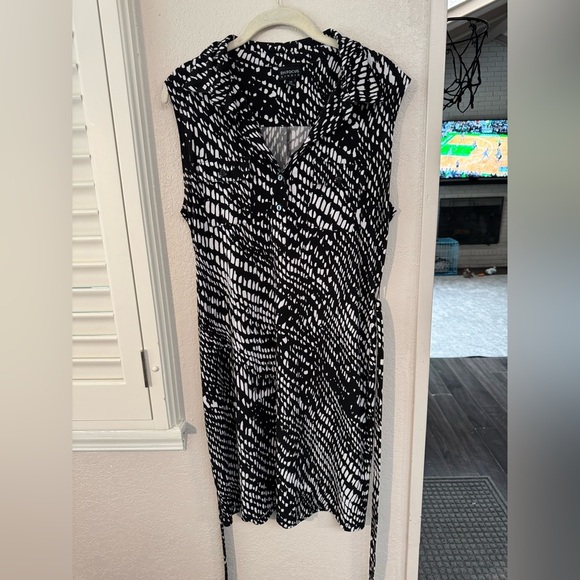 Enfocus Studio Black and White Dress - Picture 2 of 6